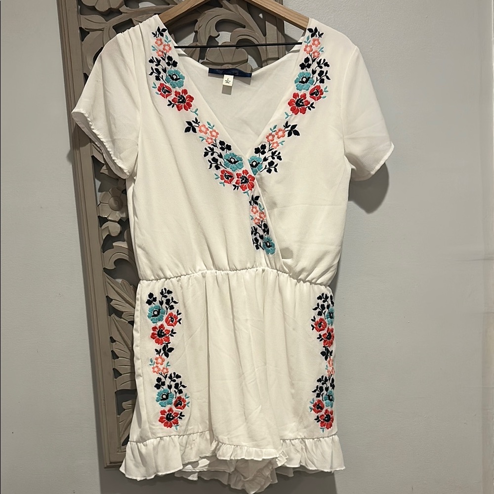 Embroidered White Romper with Floral Accents